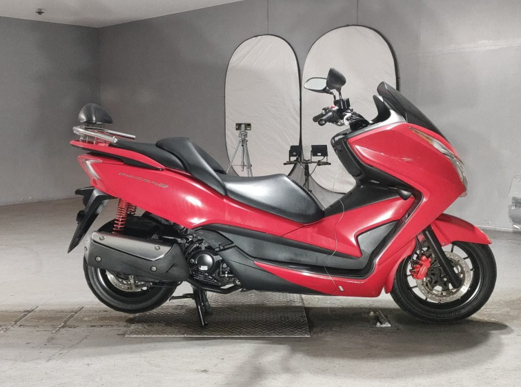 Мотоцикл Honda FORZA SI с пробегом 59290 km