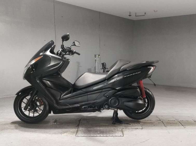 Мотоцикл Honda FORZA SI с пробегом 31064 km