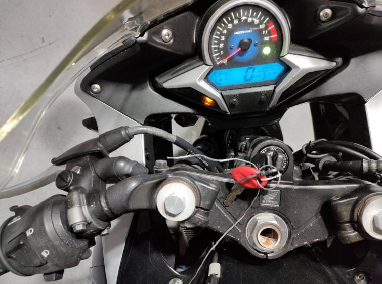 Мотоцикл Honda CBR250R с пробегом 23435 km