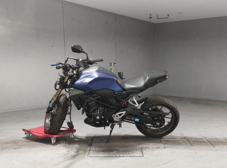 Мотоцикл Honda CB250R