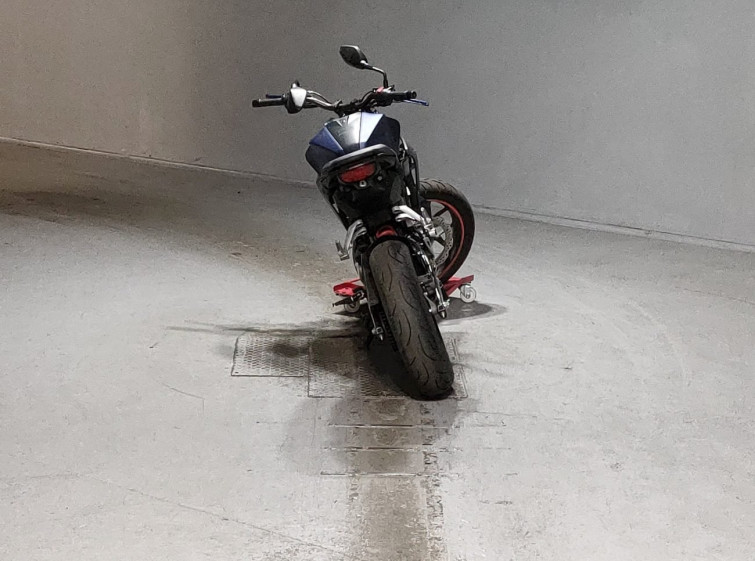 Мотоцикл Honda CB250R