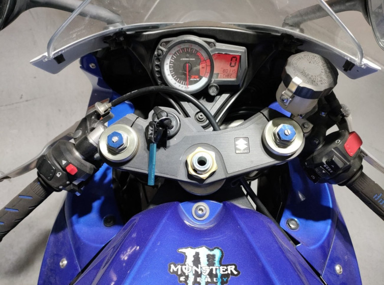 Мотоцикл Suzuki GSX-R600 з пробігом 80115 km