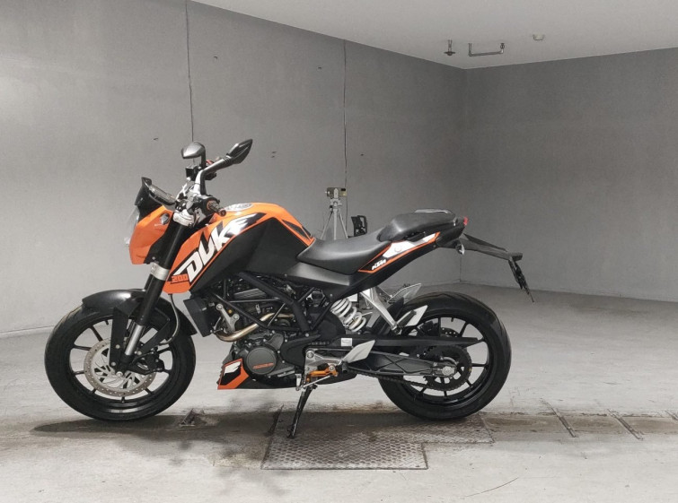 Мотоцикл KTM 200 DUKE з пробігом 7927 km