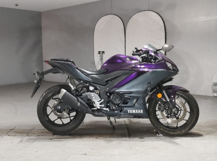 Мотоцикл Yamaha YZF-R25 з пробігом 1834 km