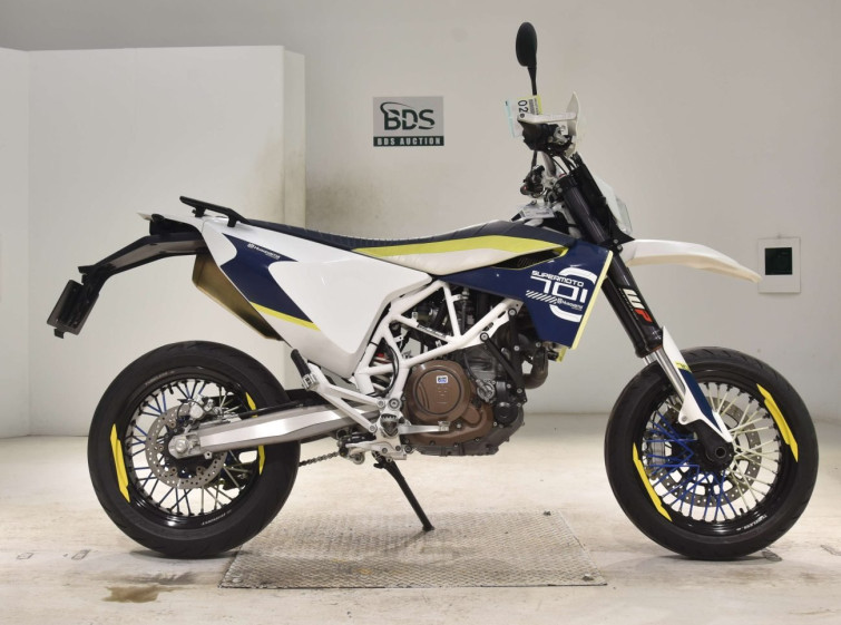 Мотоцикл Husqvarna 701SM з пробігом 35681 km