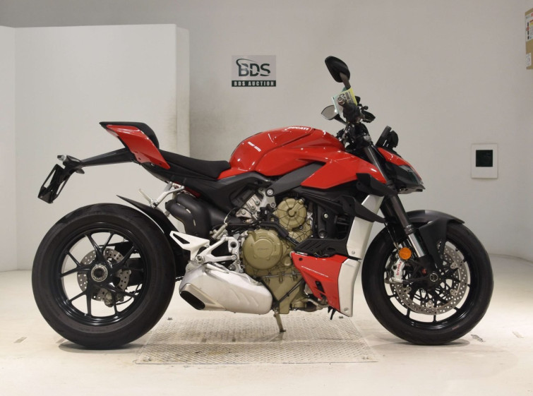 Мотоцикл Ducati STREET FIGHTER V4 с пробегом 7003 km