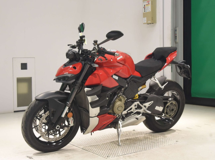 Мотоцикл Ducati STREET FIGHTER V4 с пробегом 7003 km
