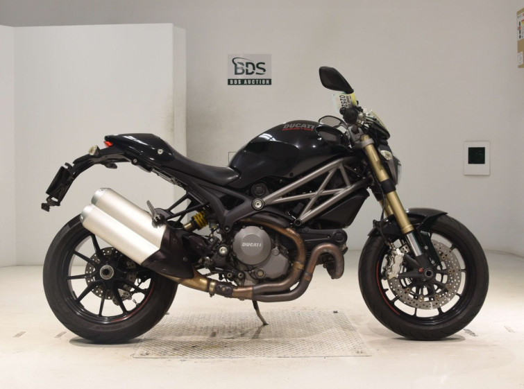Мотоцикл Ducati MONSTER 1100EVO с пробегом 41333 km