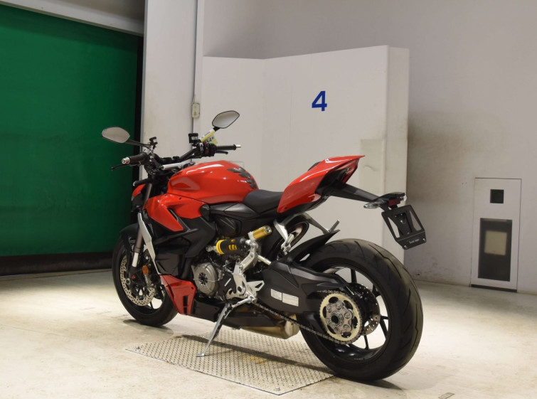 Мотоцикл Ducati STREET FIGHTER V2 с пробегом 6363 km