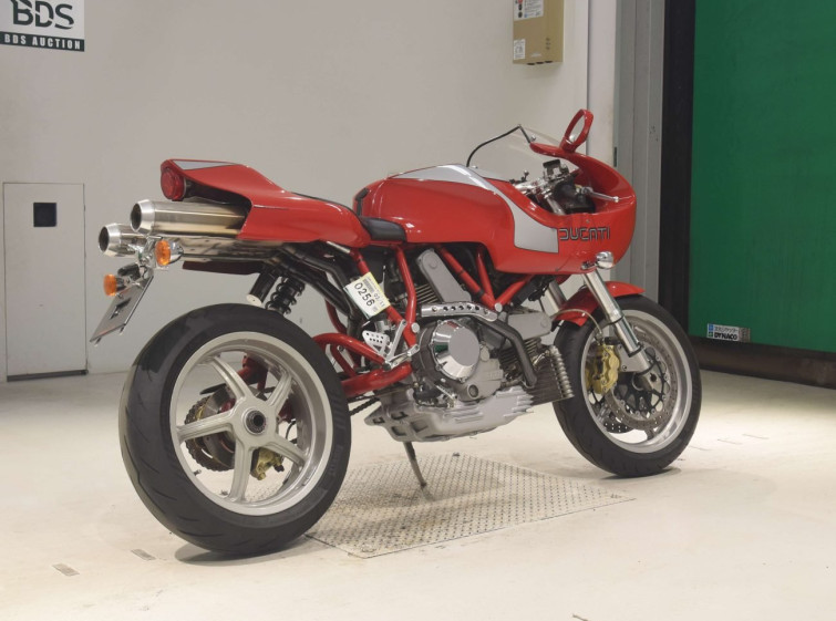 Мотоцикл Ducati MH900E с пробегом 2 km
