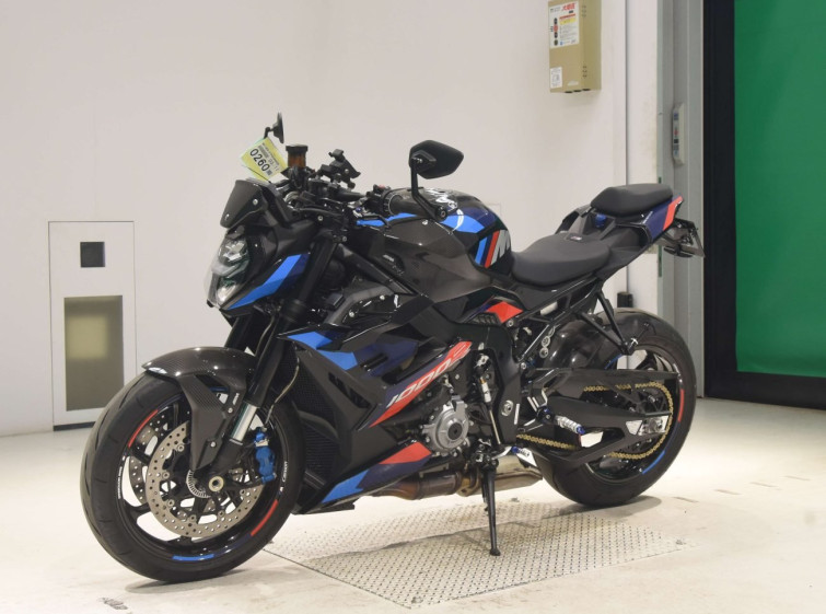 Мотоцикл BMW M1000R с пробегом 2341 km