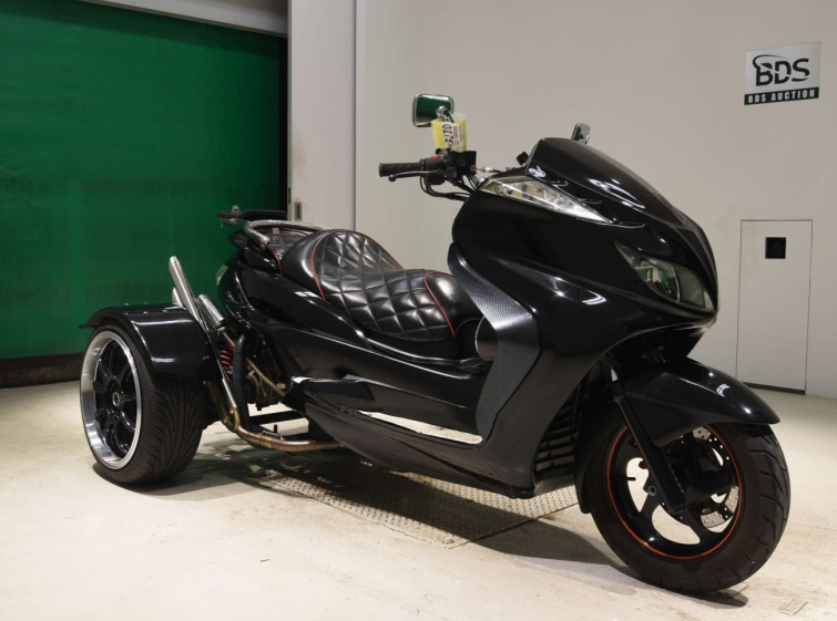 Мотоцикл Yamaha MAJESTY 250 TRIKE