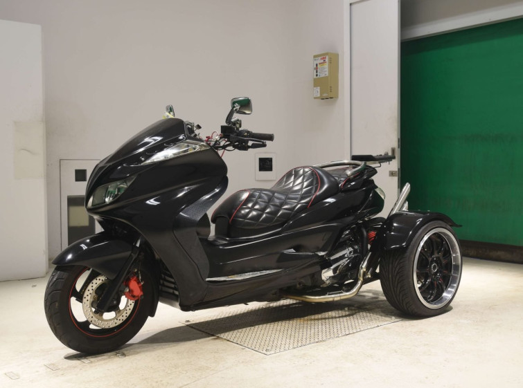 Мотоцикл Yamaha MAJESTY 250 TRIKE