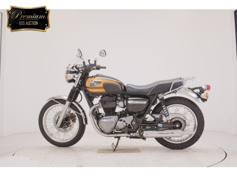 Мотоцикл Kawasaki W800 с пробегом 27110 km