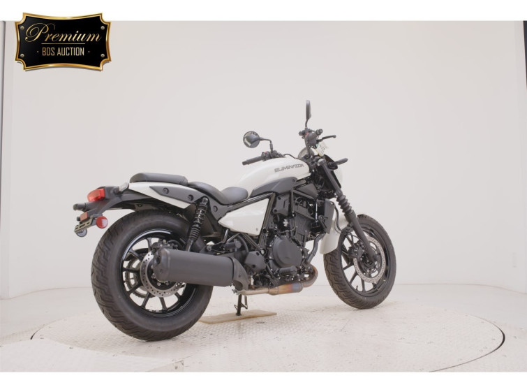 Мотоцикл Kawasaki ELIMINATOR400-3SE с пробегом 143 km