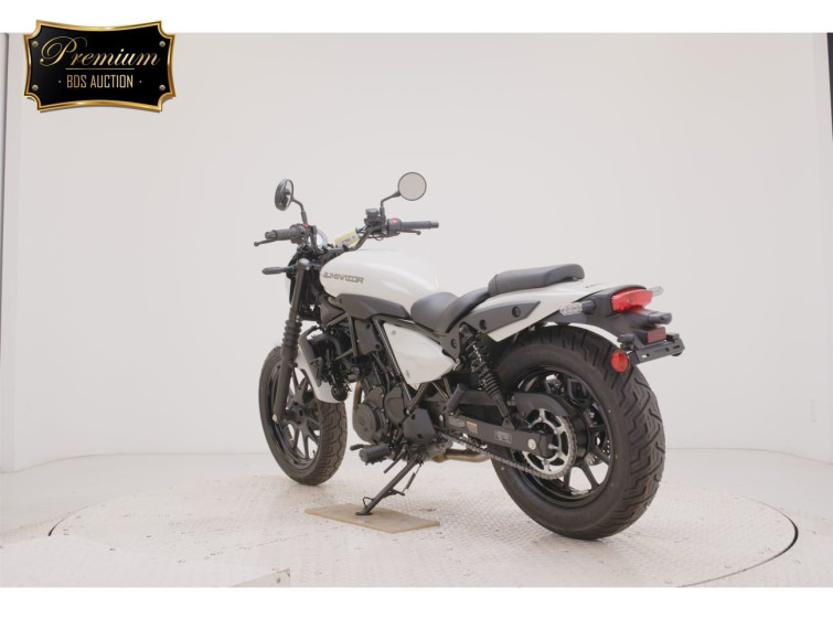 Мотоцикл Kawasaki ELIMINATOR400-3SE с пробегом 143 km