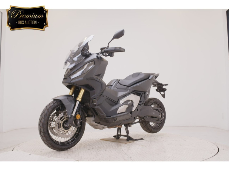 Мотоцикл Honda X-ADV750-2 з пробігом 2903 km