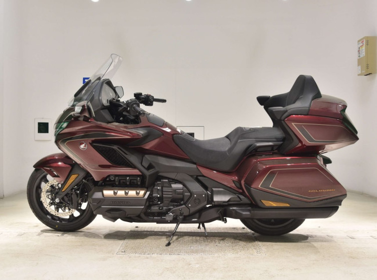 Мотоцикл Honda GL1800 TOUR D с пробегом 12 km
