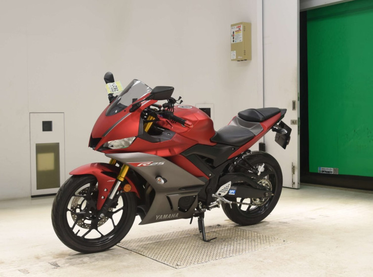 Мотоцикл Yamaha YZF-R25 с пробегом 21151 km