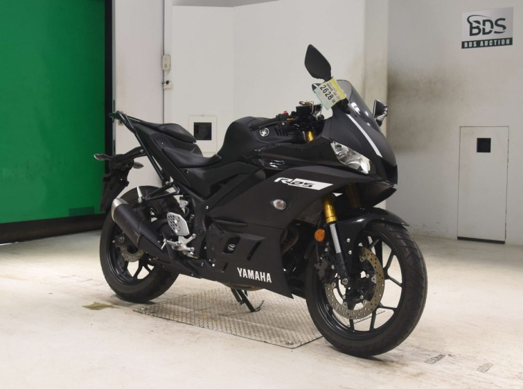 Мотоцикл Yamaha YZF-R25 с пробегом 13075 km