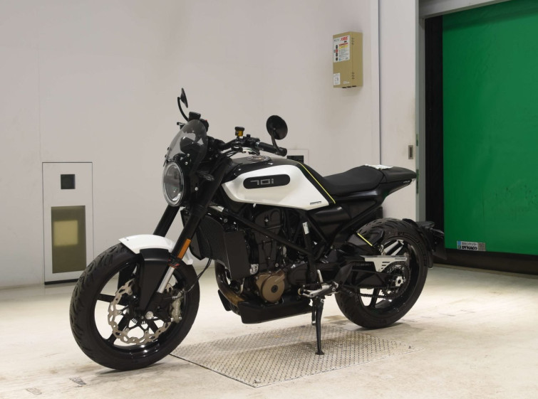 Мотоцикл Husqvarna VITPILEN701 з пробігом 29411 km