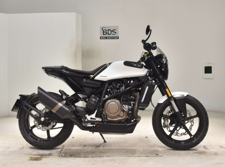 Мотоцикл Husqvarna VITPILEN701 з пробігом 29411 km