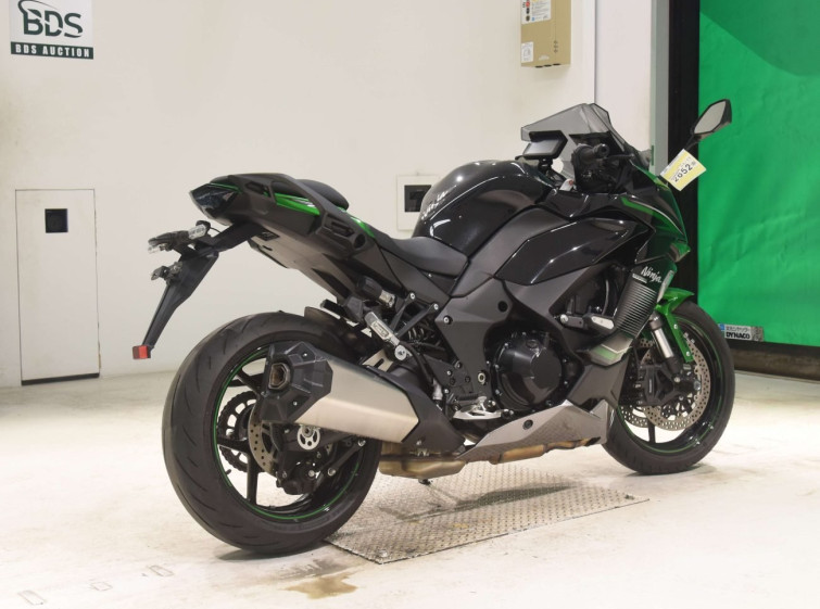 Мотоцикл Kawasaki ninja 1000 sx с пробегом 7773 km