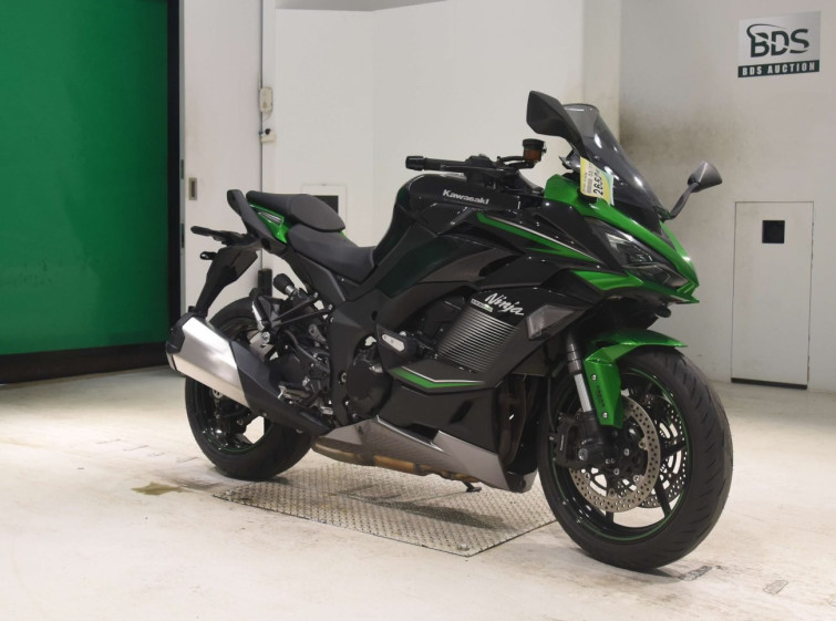 Мотоцикл Kawasaki ninja 1000 sx с пробегом 7773 km