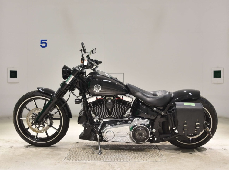 Мотоцикл HD BREAKOUT FXSB1690 с пробегом 29378 km