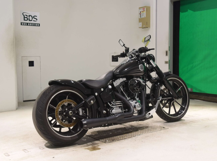 Мотоцикл HD BREAKOUT FXSB1690 с пробегом 29378 km