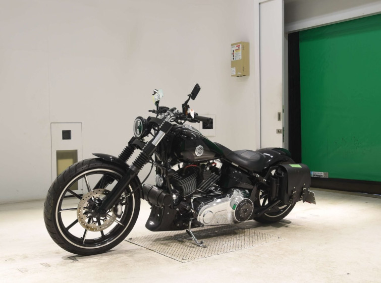 Мотоцикл HD BREAKOUT FXSB1690 с пробегом 29378 km