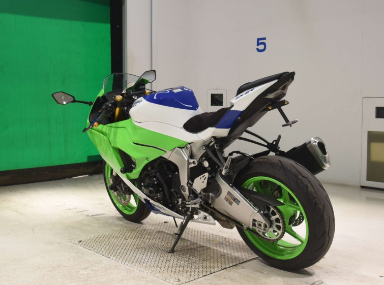 Мотоцикл Kawasaki ZX-6RA с пробегом 1220 km