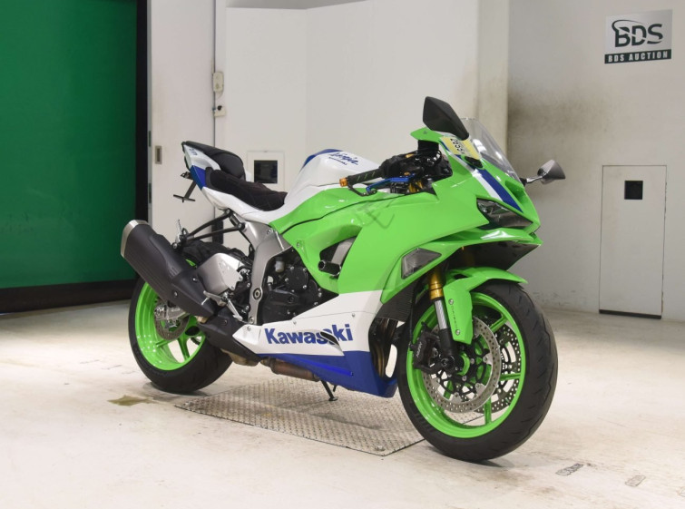 Мотоцикл Kawasaki ZX-6RA с пробегом 1220 km