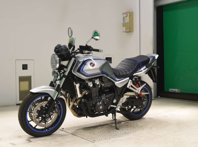 Мотоцикл Honda CB1300SF с пробегом 2418 km
