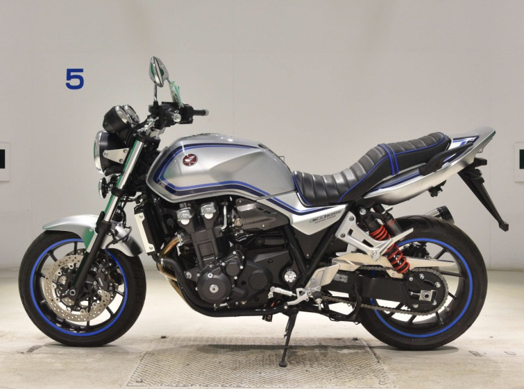 Мотоцикл Honda CB1300SF с пробегом 2418 km