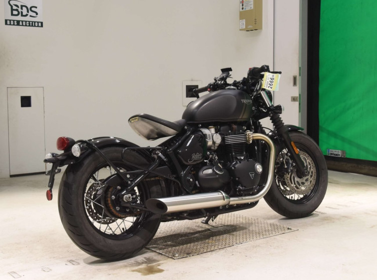 Мотоцикл Triumph BONNEVILLE BOBBER с пробегом 4054 km