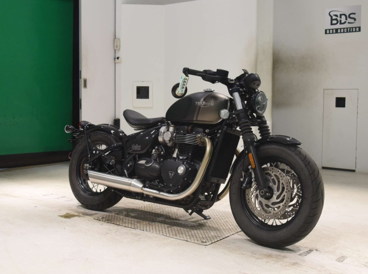 Мотоцикл Triumph BONNEVILLE BOBBER с пробегом 4054 km