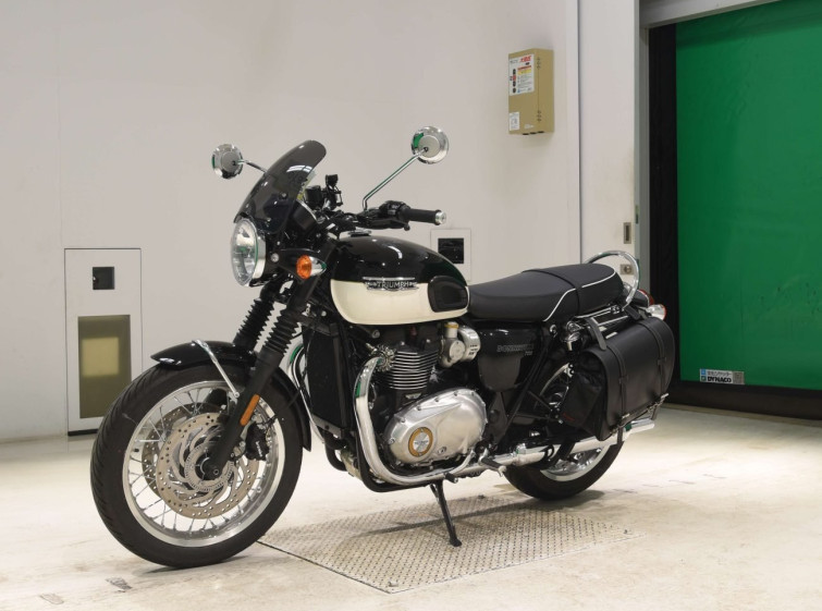 Мотоцикл Triumph BONNEVILLE T120 с пробегом 1955 km