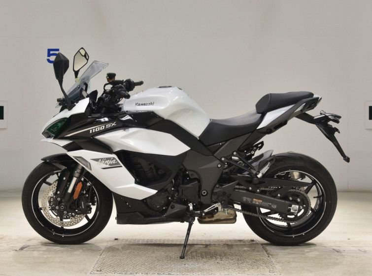Мотоцикл Kawasaki NINJA1100SX с пробегом 1926 km
