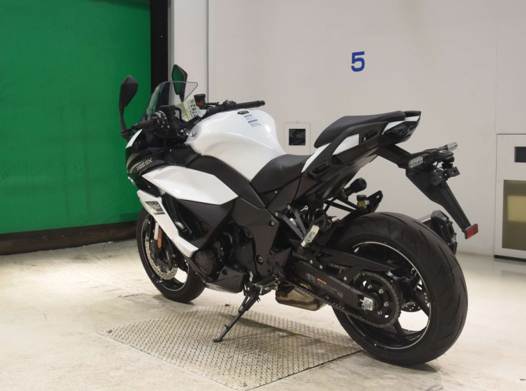 Мотоцикл Kawasaki NINJA1100SX с пробегом 1926 km
