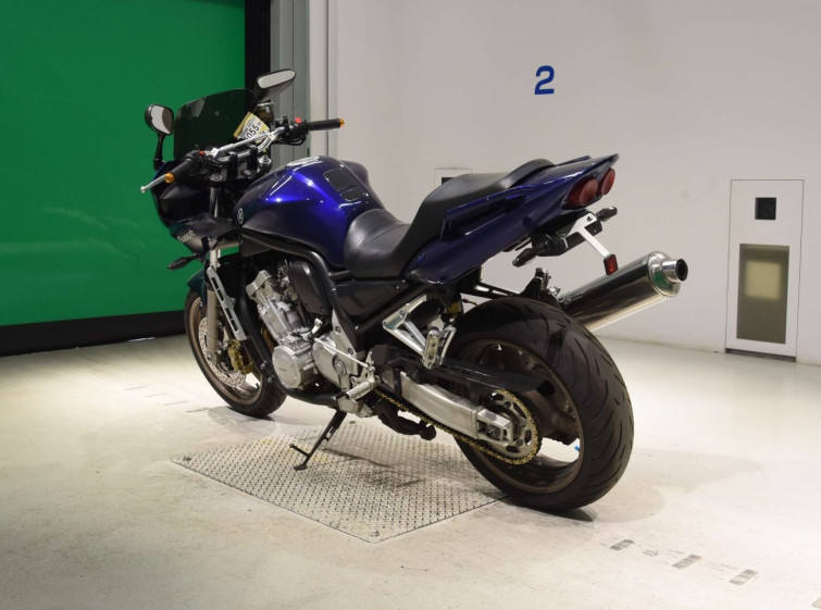 Мотоцикл Yamaha FZS1000 FAZER с пробегом 82818 km