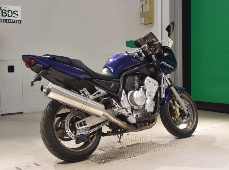 Мотоцикл Yamaha FZS1000 FAZER с пробегом 82818 km
