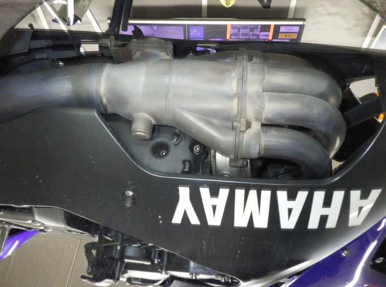 Мотоцикл Yamaha YZF-R1 с пробегом 45514 km