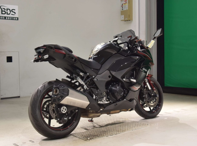 Мотоцикл Kawasaki ninja 1000 sx з пробігом 2071 km