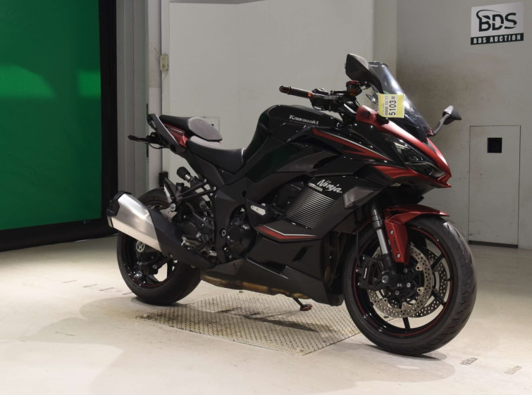 Мотоцикл Kawasaki ninja 1000 sx з пробігом 2071 km