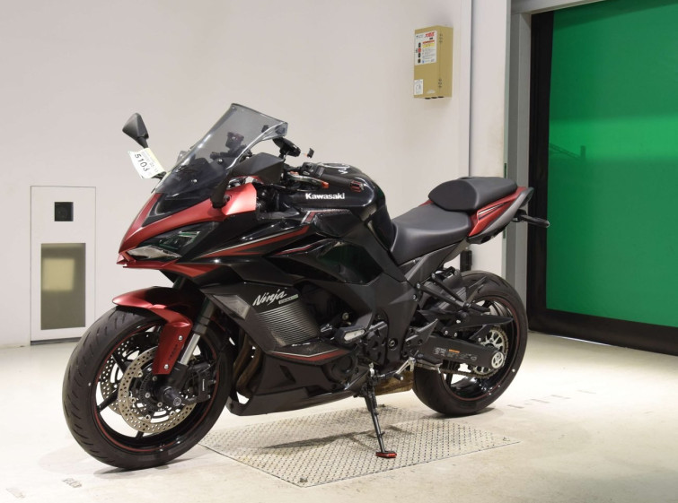 Мотоцикл Kawasaki ninja 1000 sx з пробігом 2071 km