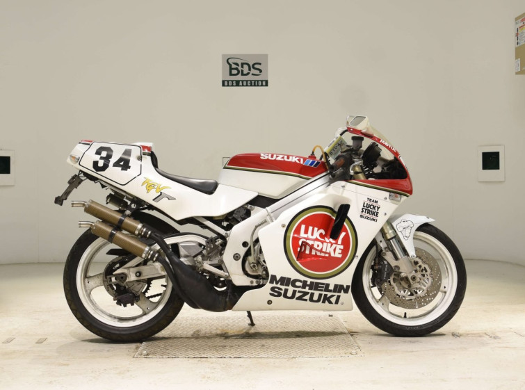 Мотоцикл Suzuki RGV250SP с пробегом 26400 km