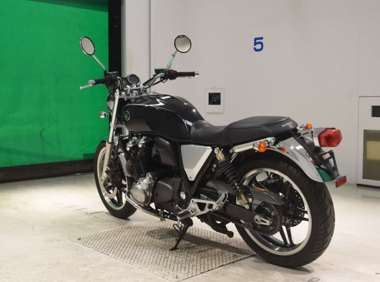Мотоцикл Honda CB1100 з пробігом 11465 km