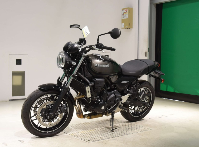 Мотоцикл Kawasaki Z650RS с пробегом 1318 km