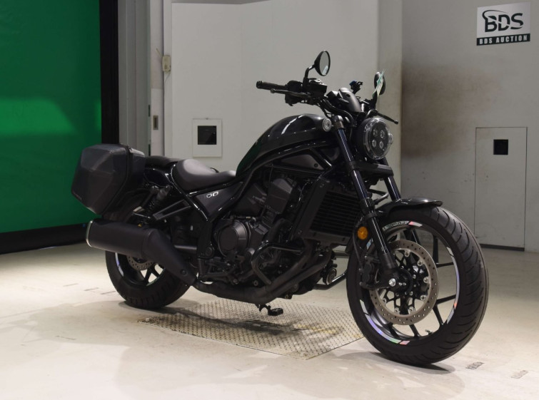Мотоцикл Honda REBEL CMX1100 з пробігом 7434 km